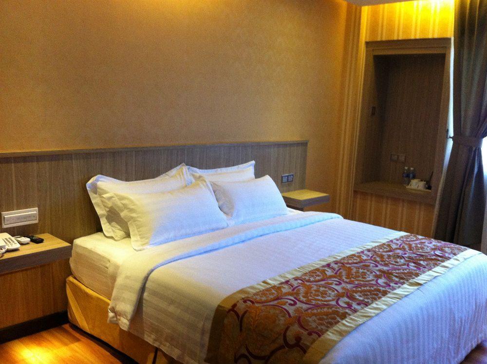 Hotel Mandarin Kota Kinabalu