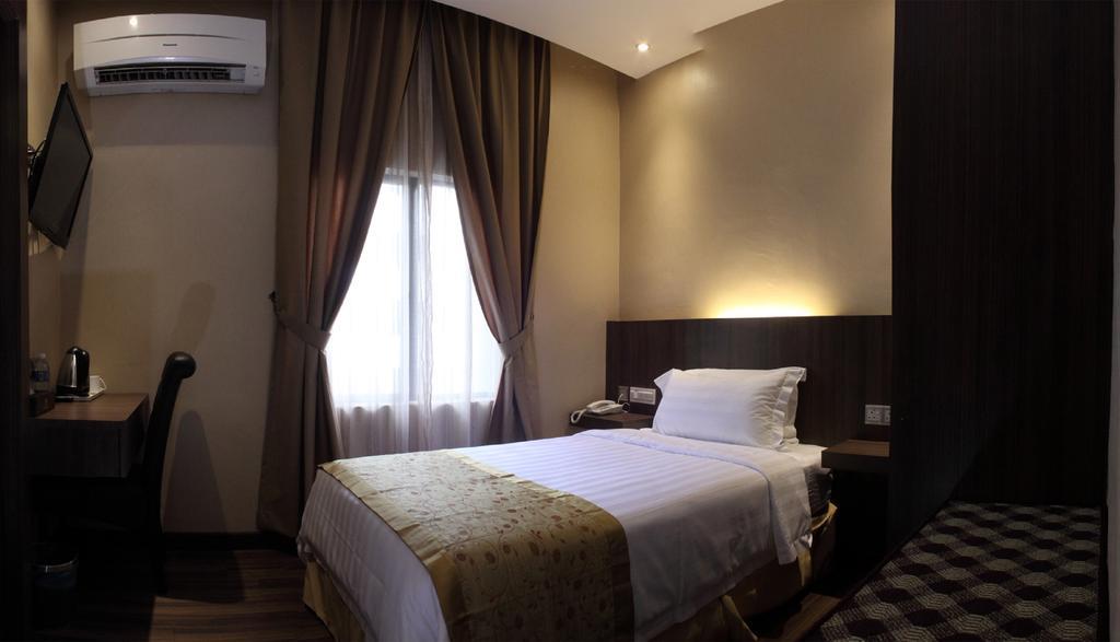 Hotel Mandarin Kota Kinabalu